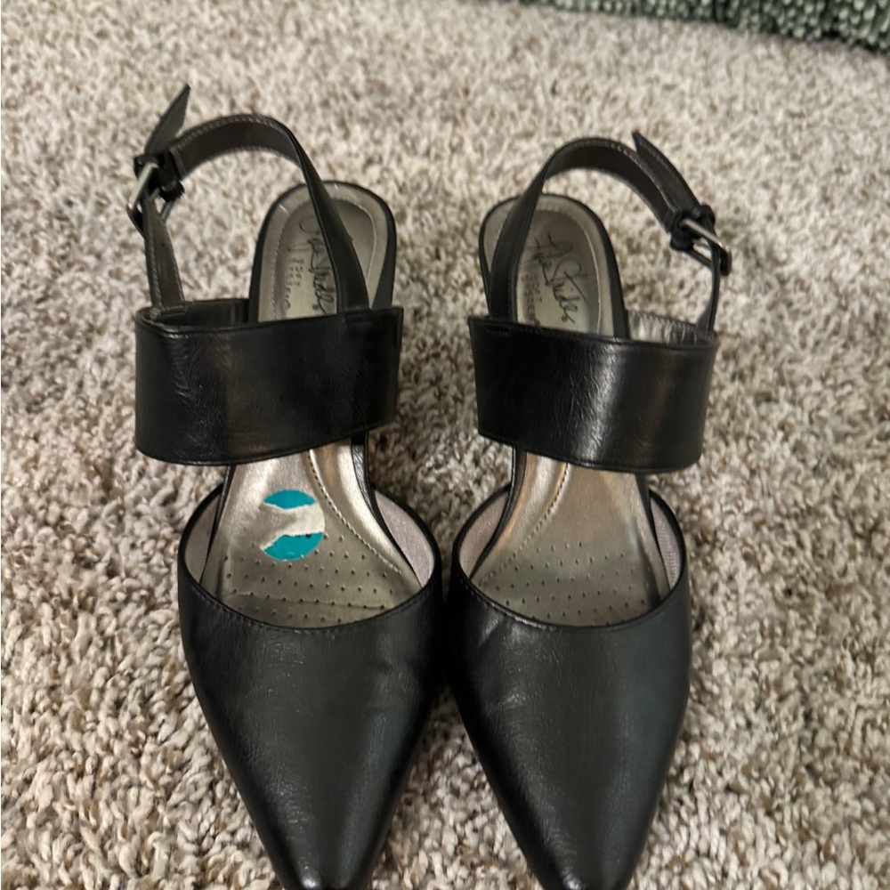 Life Stride Black Heeled Sandals
